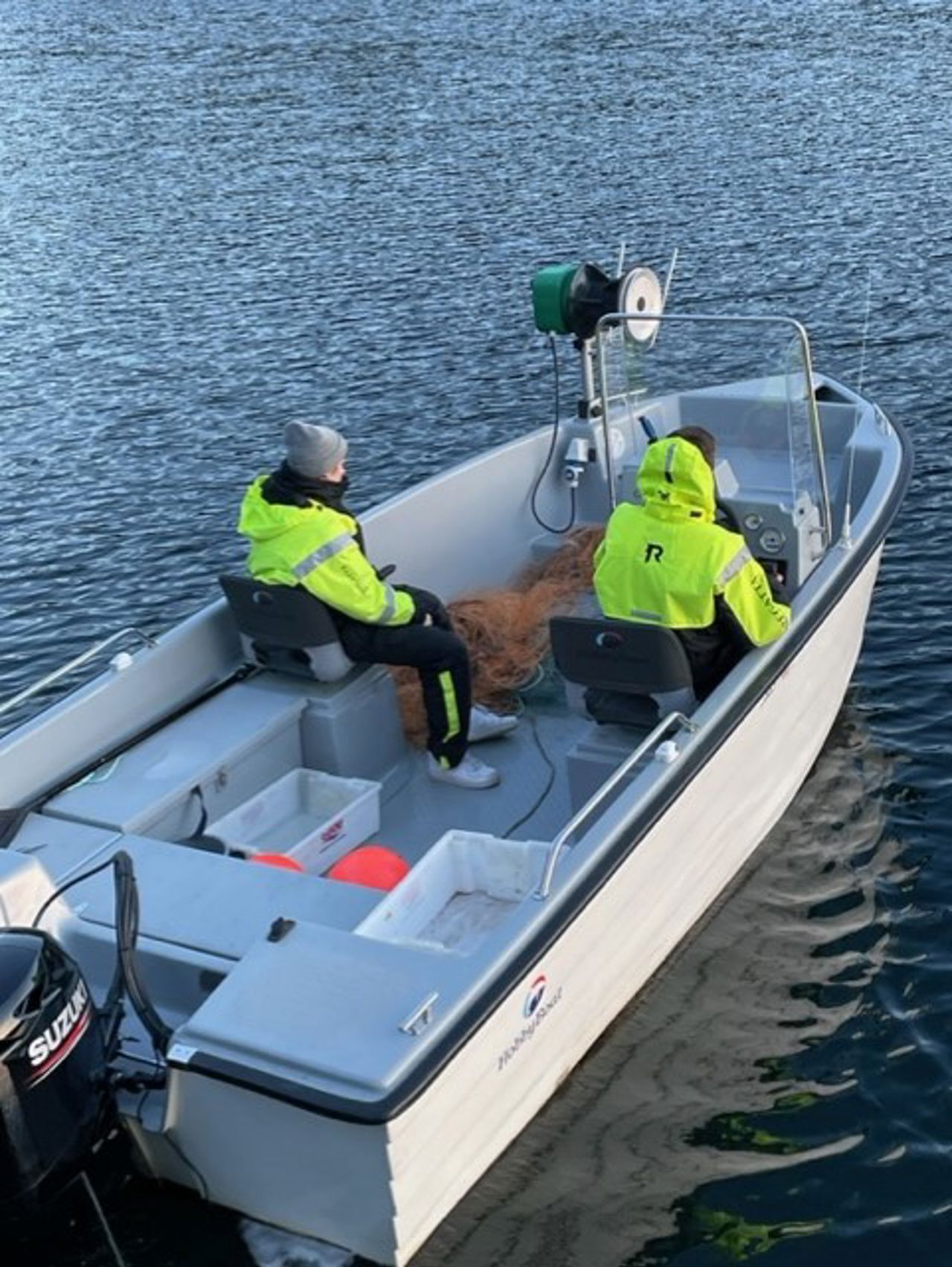 Lettbåten må også kunna handterast